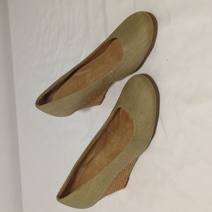 Aerosoles Linen look Wedges sz 7.5